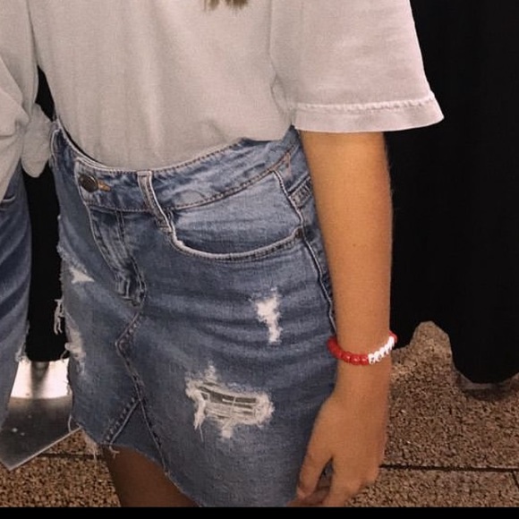 ISO!!! - Picture 4 of 4